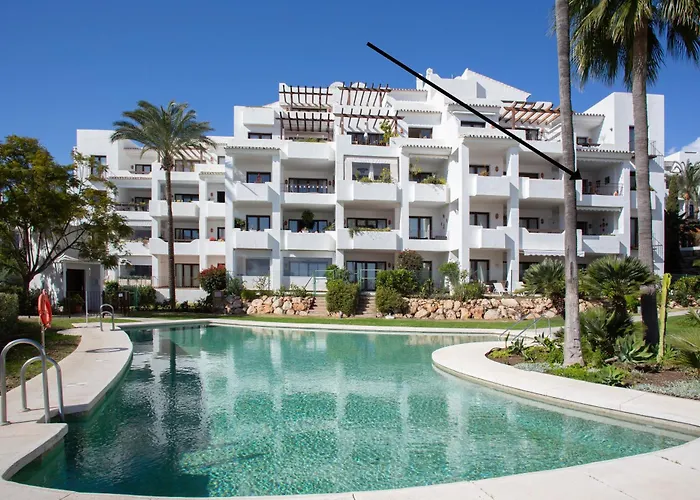The Luxury Golf Paradise - 8 Pax Groups - Families