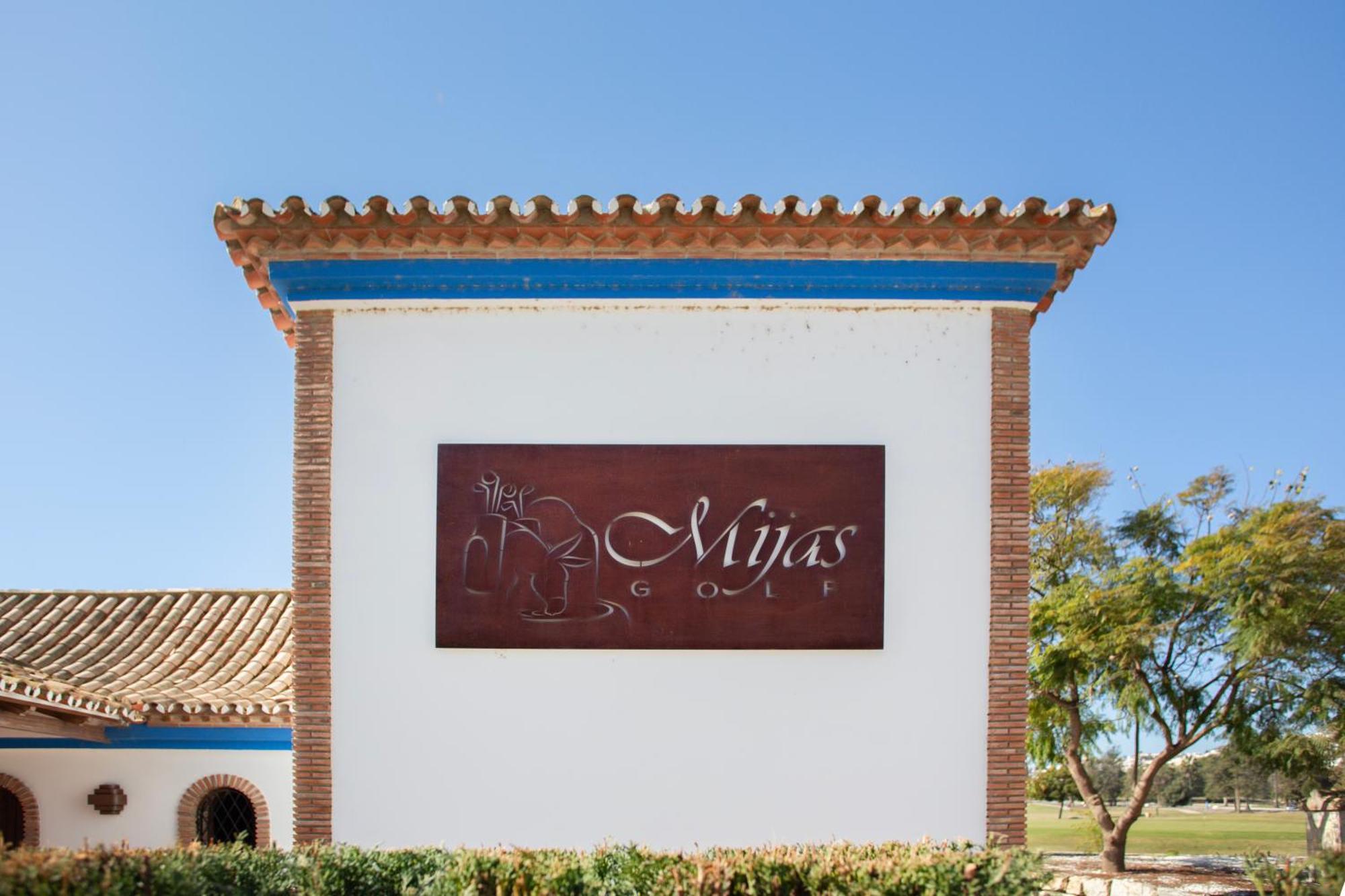 The Luxury Golf Paradise - 8 Pax Groups - Families Appartement